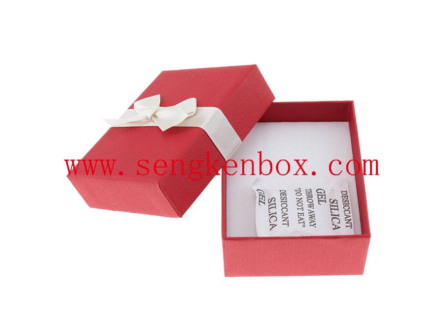 Boîte d'emballage en papier cadeau pour bijoux
