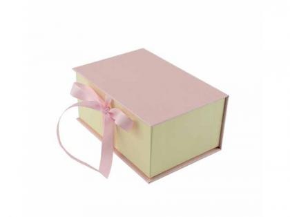 Pink Gift Packing Non-Foldable Paper Box