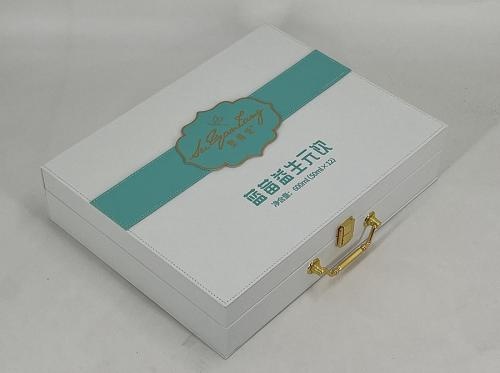 OEM et ODM Skincare Premium Gift Box with EVA Insert à vendre