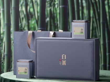 Purple Gift Box With Five Small Jars